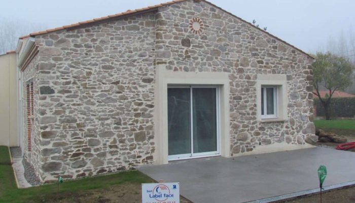 Réalisation rénovation façade, Label Face, votre enduiseur à Saint-Gilles-Croix-de-vie